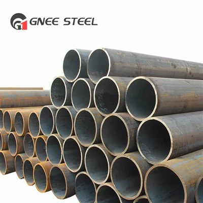 Pibellau Dur Weldiedig Sêm Syth